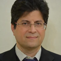 دکتر رضا قادری