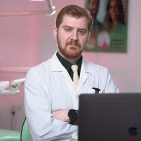 عکس دکتر فرهاد فارسی نیا